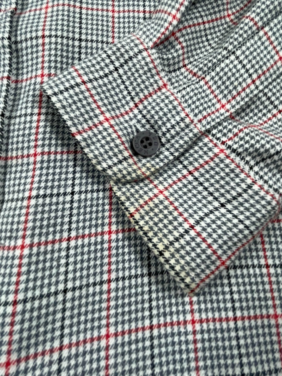 6807207