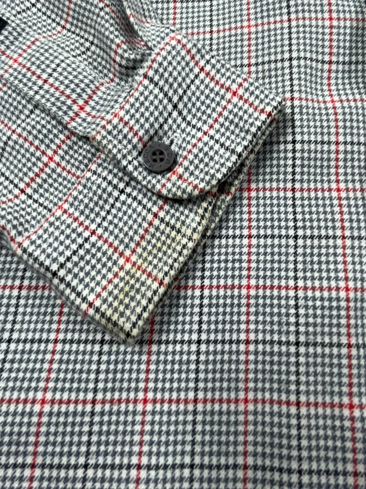 6807207