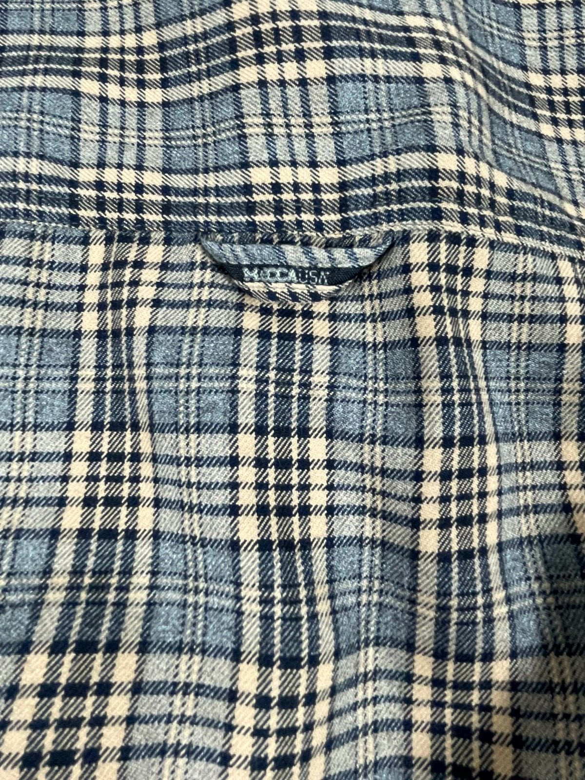 6807211