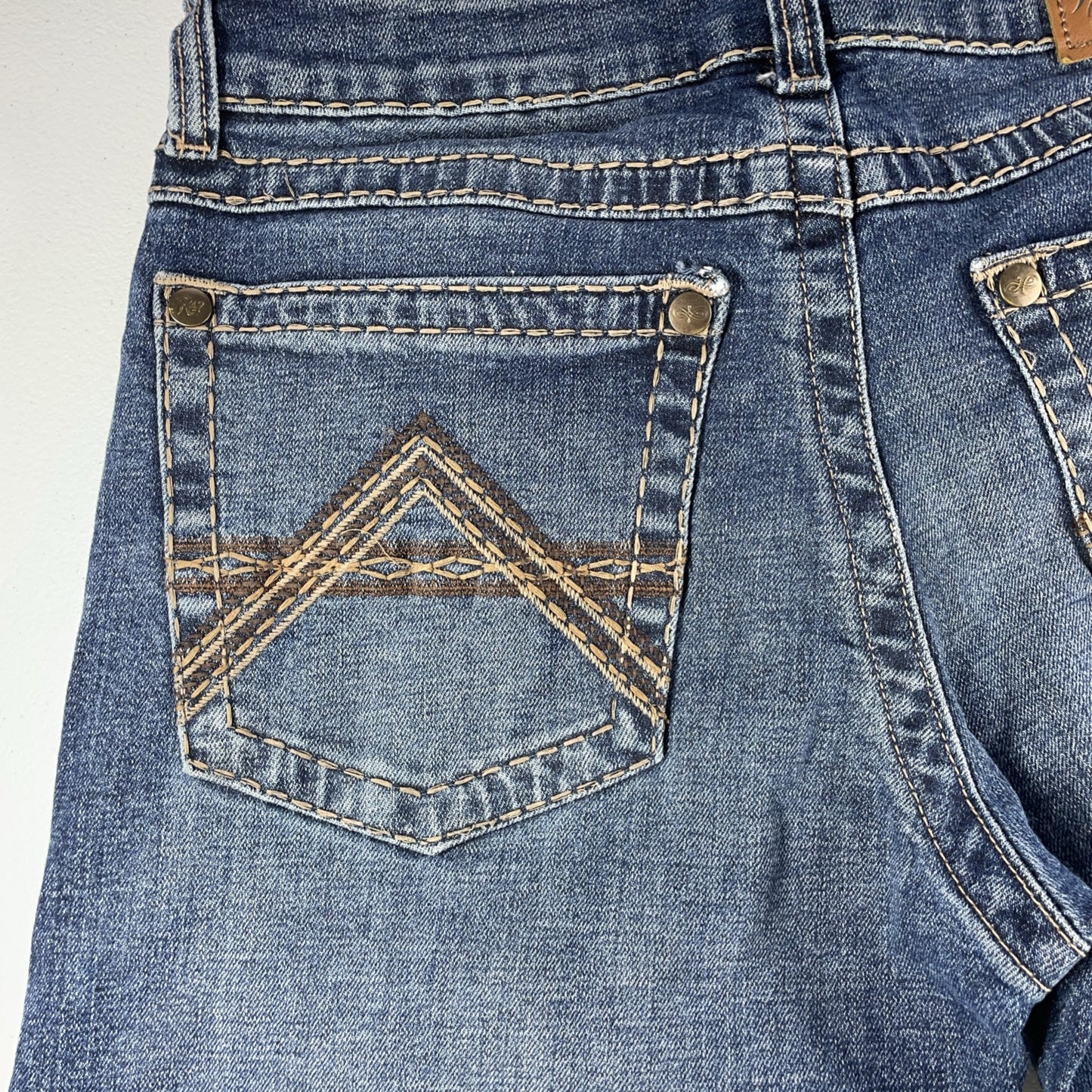 6807387