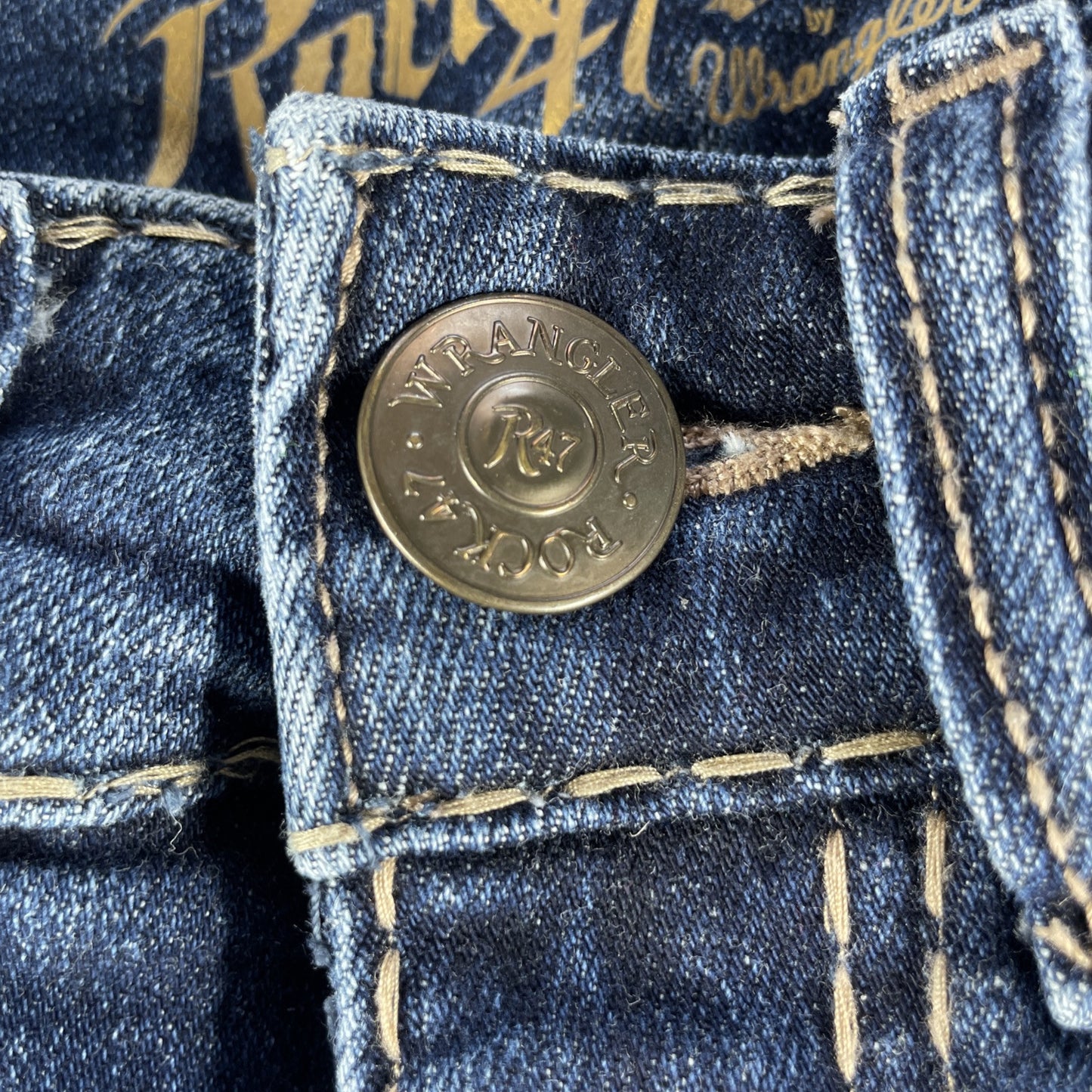 6807387